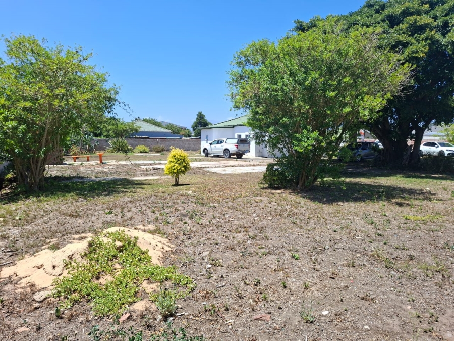 4 Bedroom Property for Sale in Riverside Western Cape